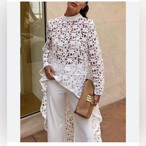 Pretty Garden white lace high low top L NWT